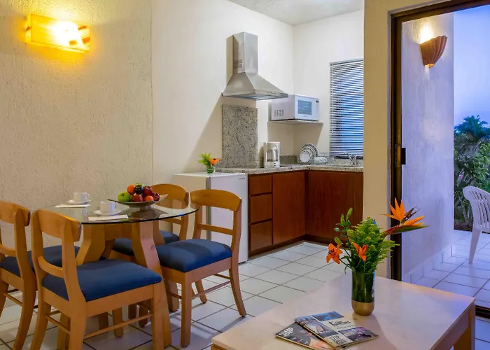 Park Royal Homestay Los Cabos